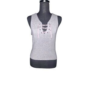 5/25$ ✨ Light Gray Lace-Up Tank Top 🩶
